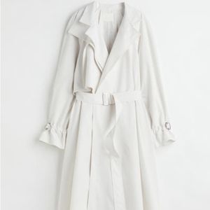H&M Trench Coat Off White Light Weight Silver buckles - NWT